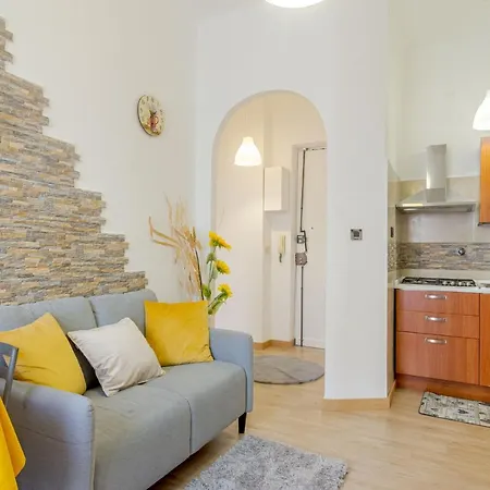 Apartamento Guesthost - Cenisia District Bright Sunflower Mini Flat